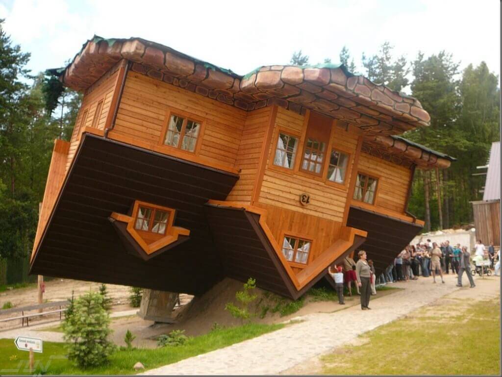 the-most-unusual-buildings-in-the-world-the-wonderful-upside-down-house-germany